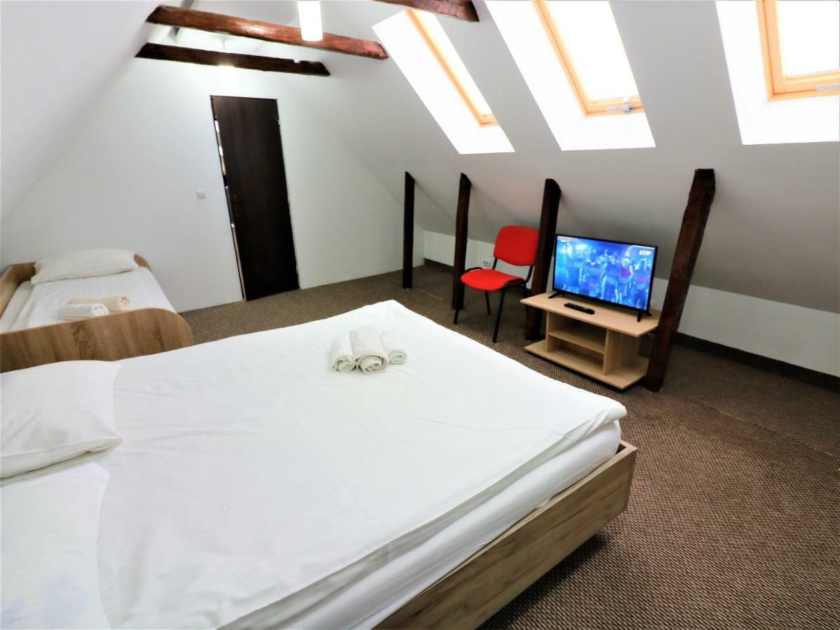 Flowers House Сибиу Экстерьер фото